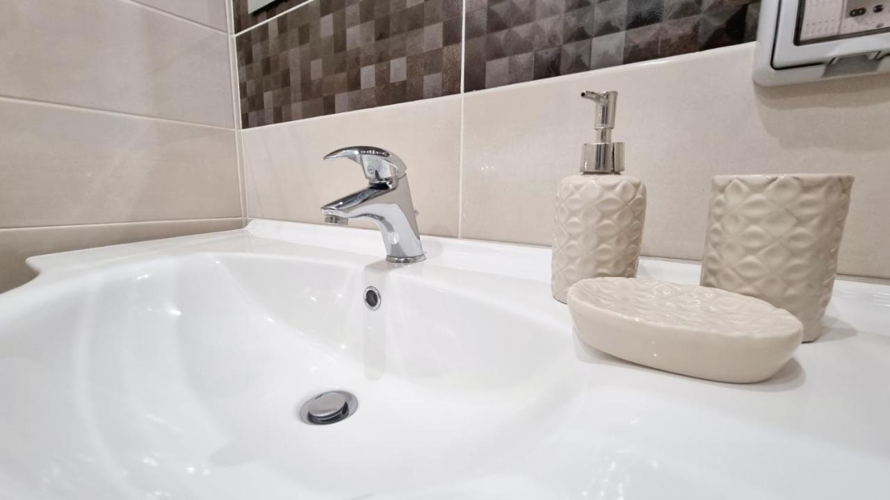לינה וארוחת בוקר טרופאה Residenza Magnolia מראה חיצוני תמונה