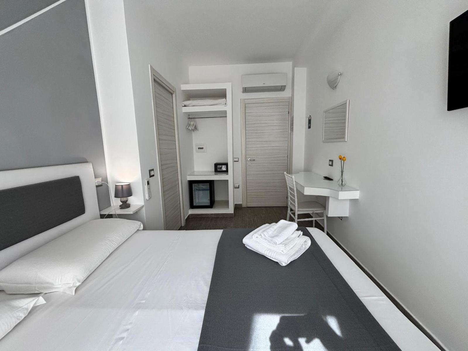 לינה וארוחת בוקר טרופאה Residenza Magnolia מראה חיצוני תמונה